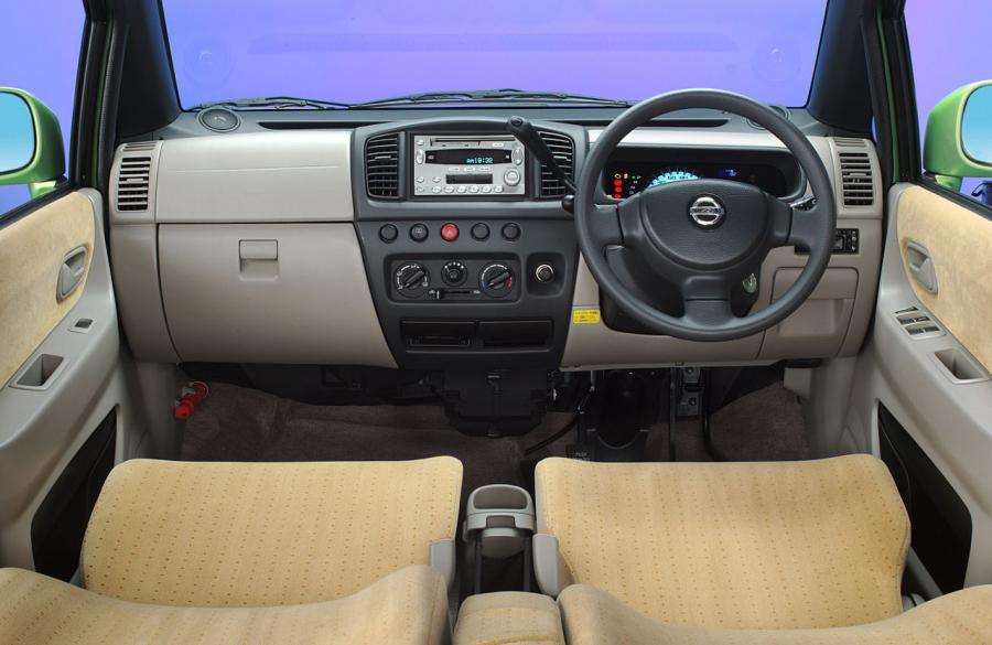  Nissan Moco 2006 года  (фото 4 из 10)
